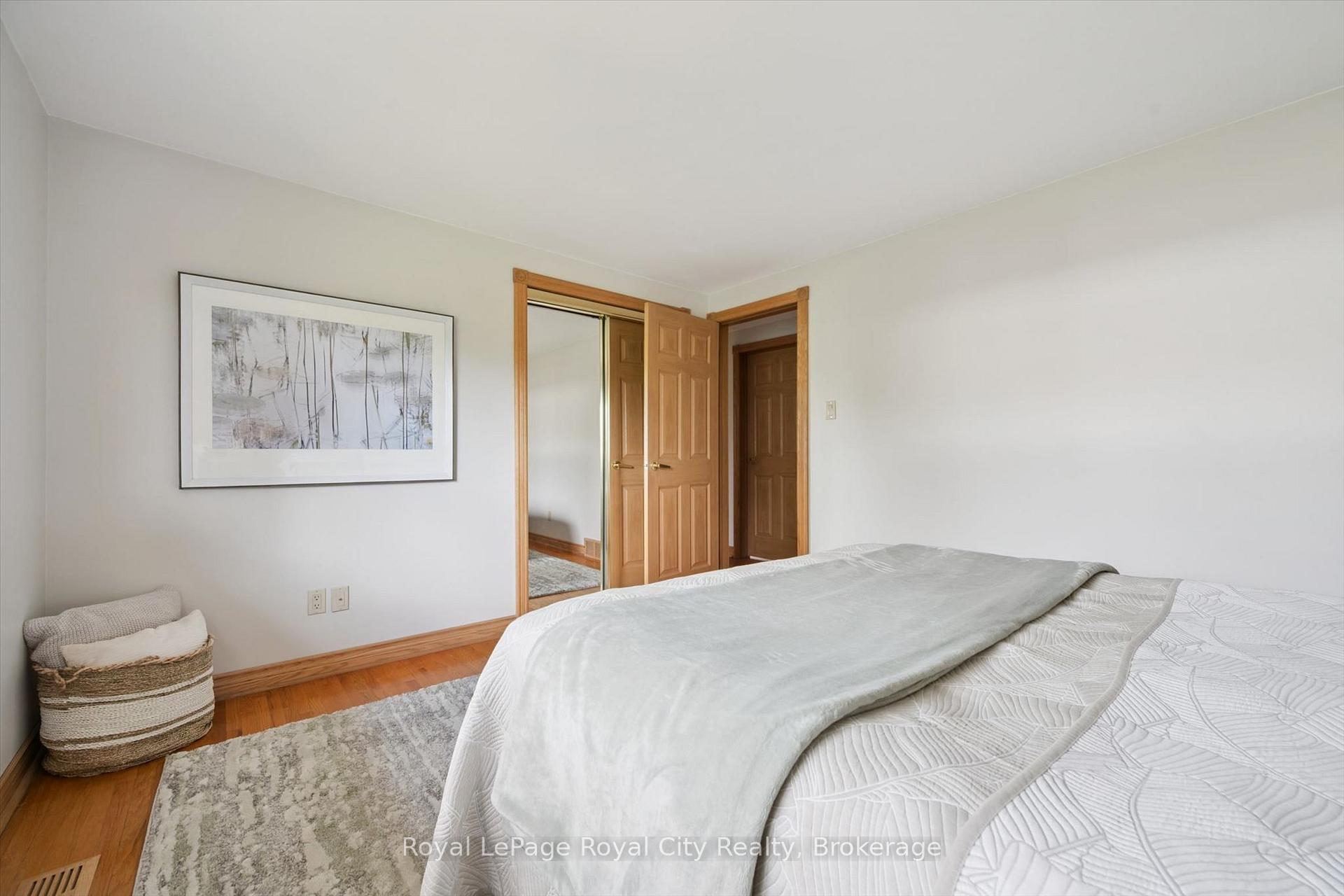Photo 13 of 9 Skye Place, Guelph, Dovercliffe Park/Old University — HOMEH