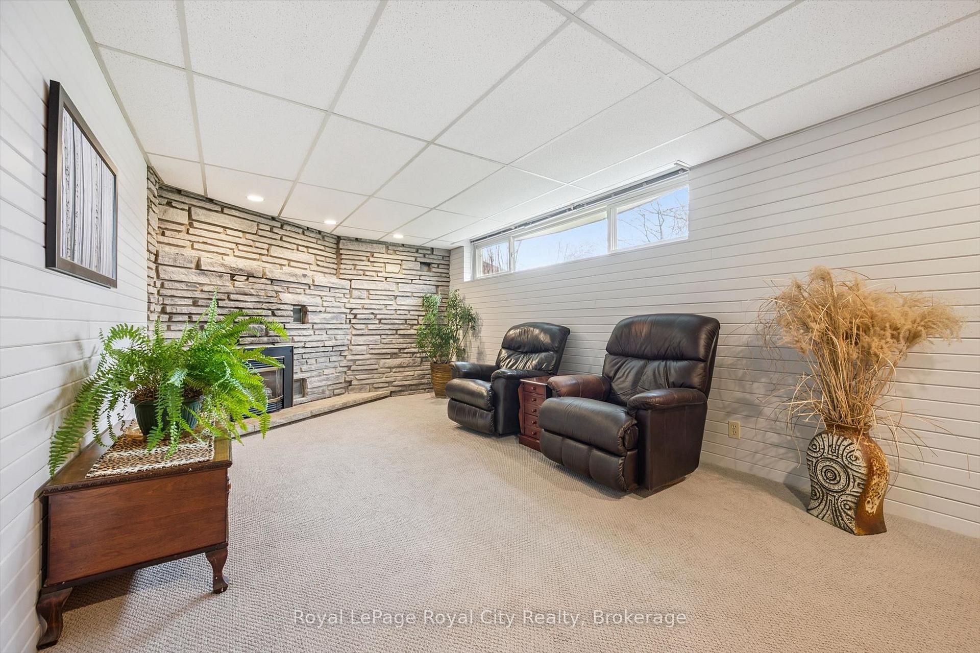 Photo 19 of 9 Skye Place, Guelph, Dovercliffe Park/Old University — HOMEH