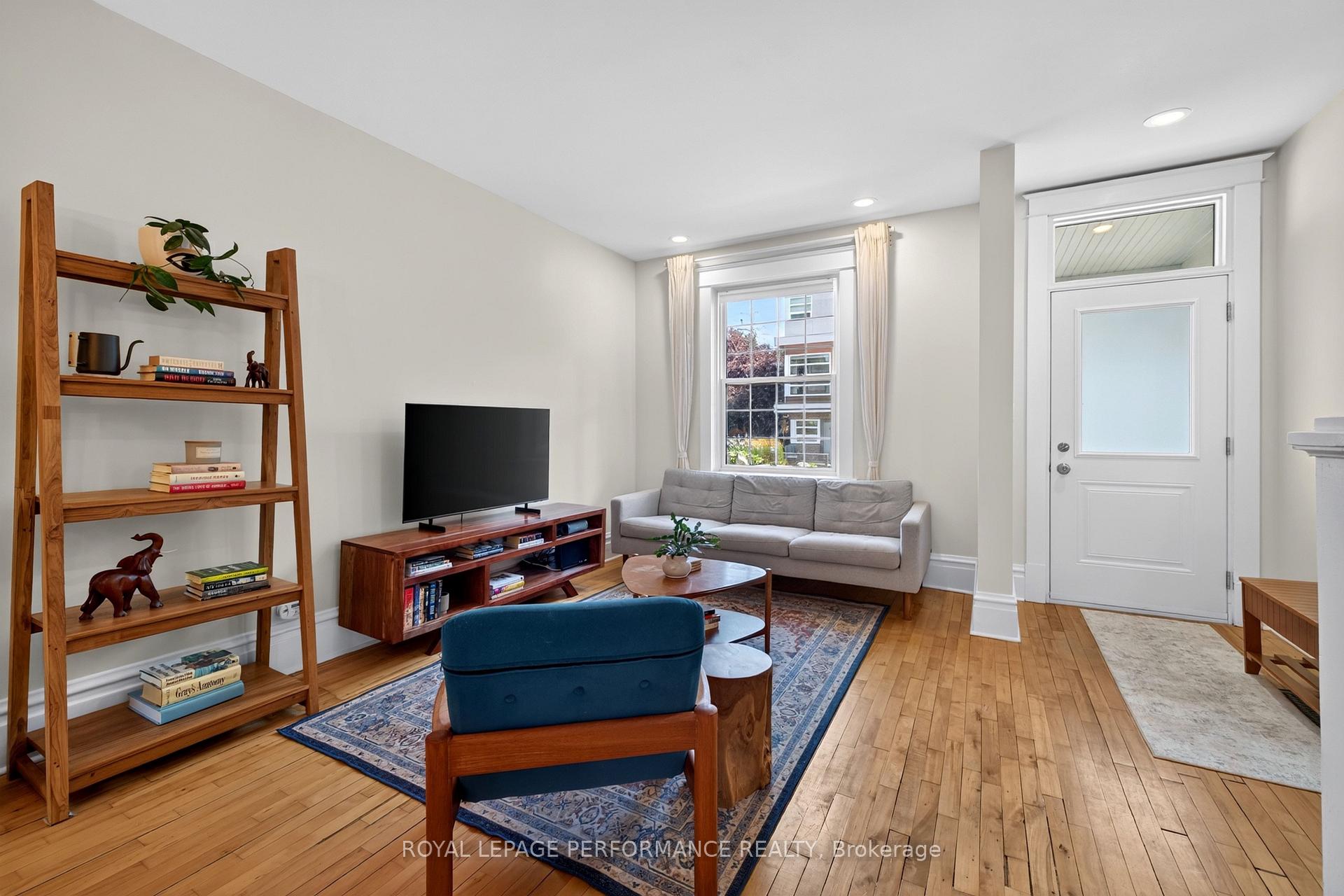Photo 5 of 72 Springfield Road, Ottawa, Lindenlea — HOMEH