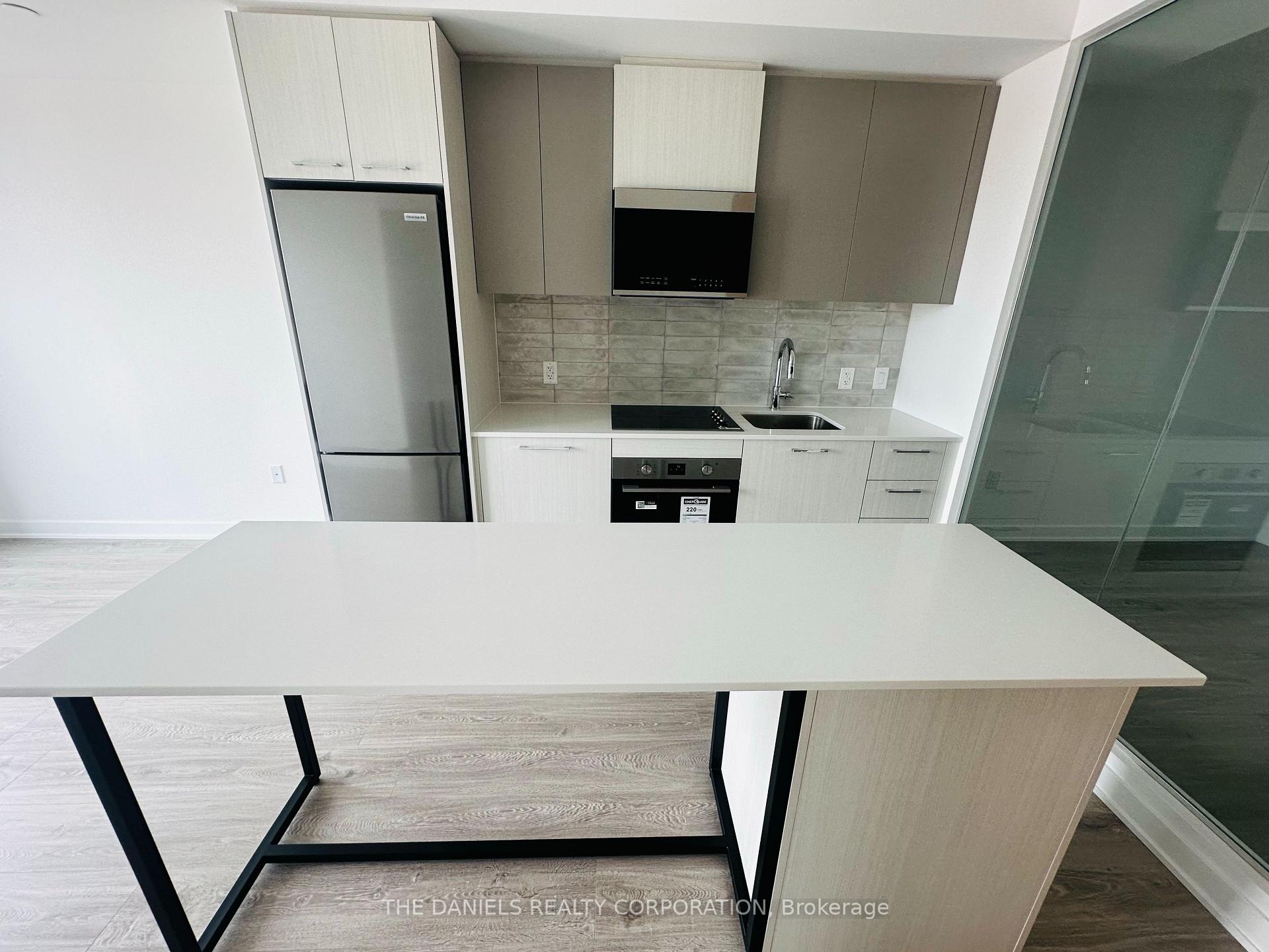 Photo 6 of Unit 562, 30 Dreamers Way, Toronto, Regent Park — HOMEH