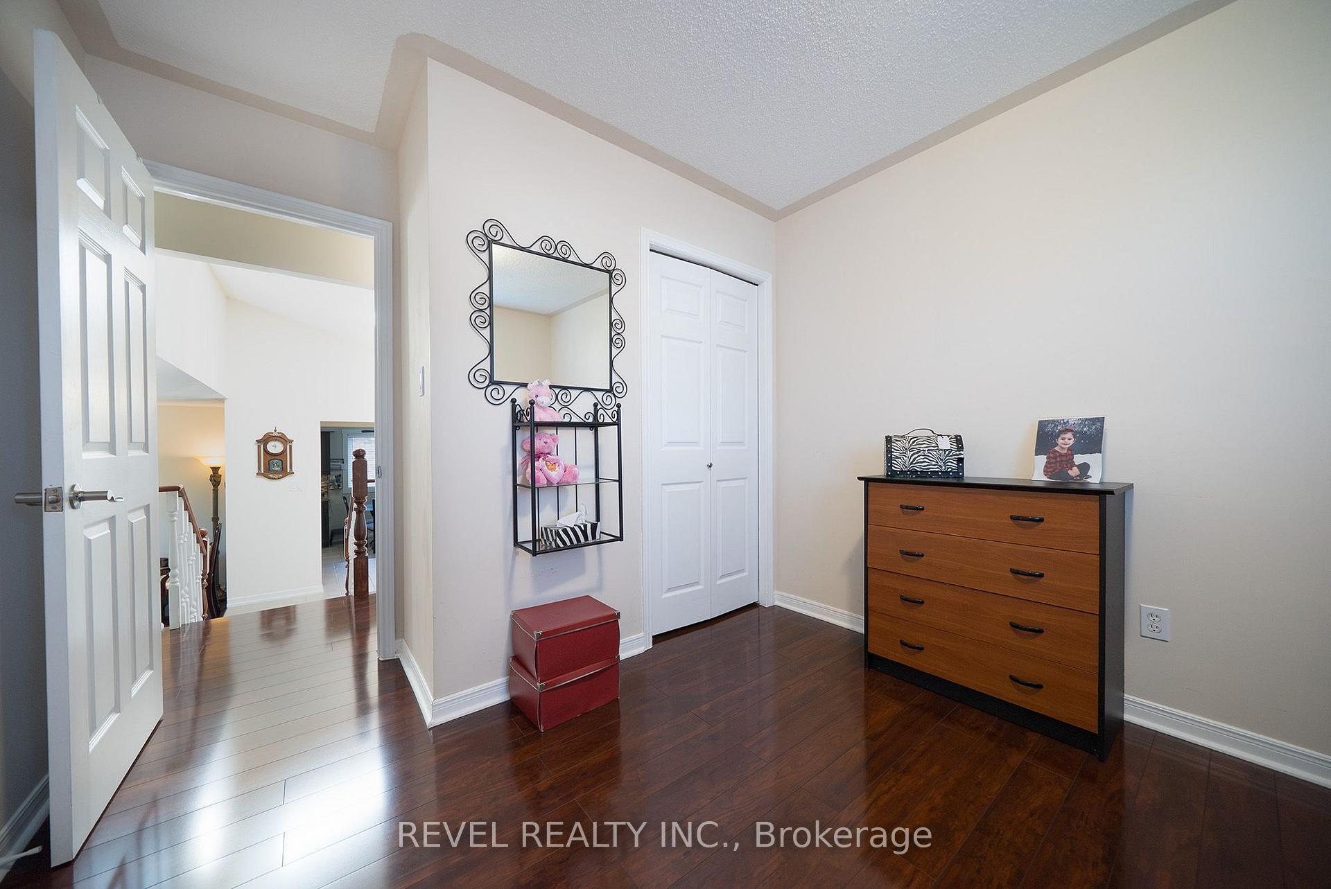 Photo 21 of 15 Fox Run, Brantford, Greenbrier — HOMEH