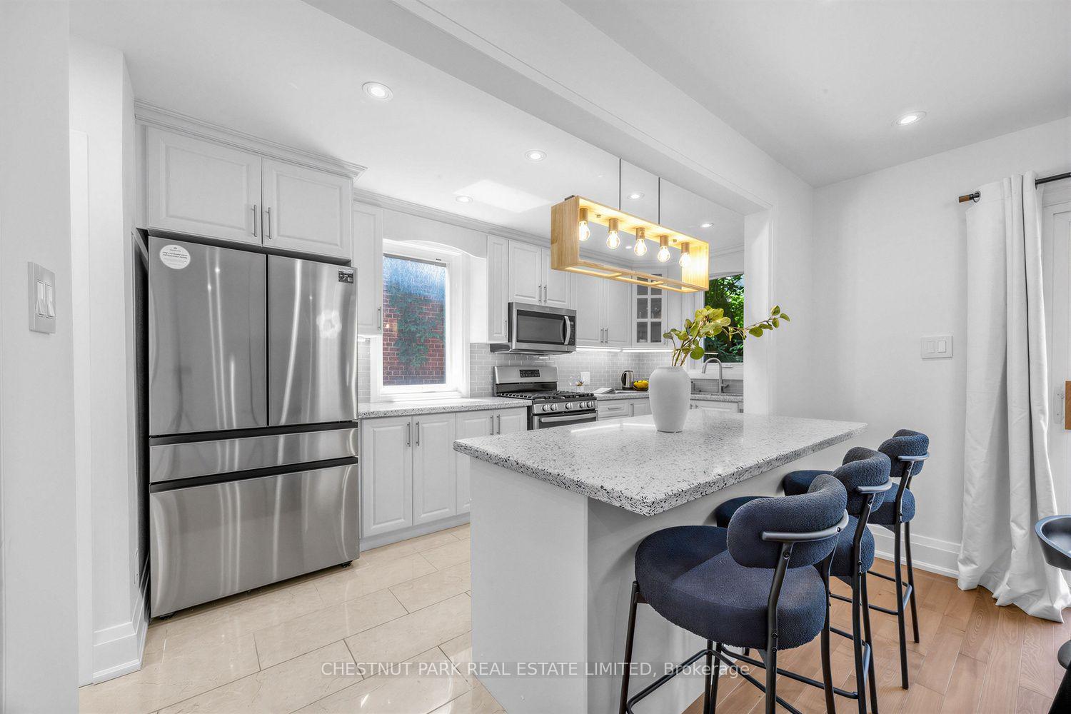 Photo 10 of 178 Hanna Road, Toronto, Leaside — HOMEH