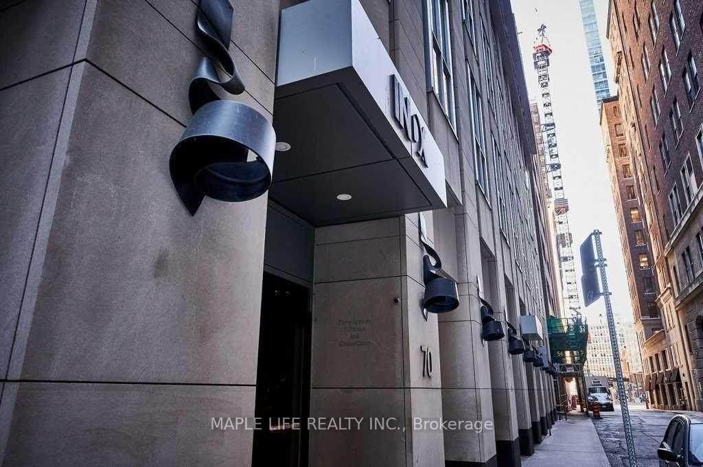 Photo 2 of Unit 1707, 70 Temperance Street, Toronto, Bay Street Corridor — HOMEH