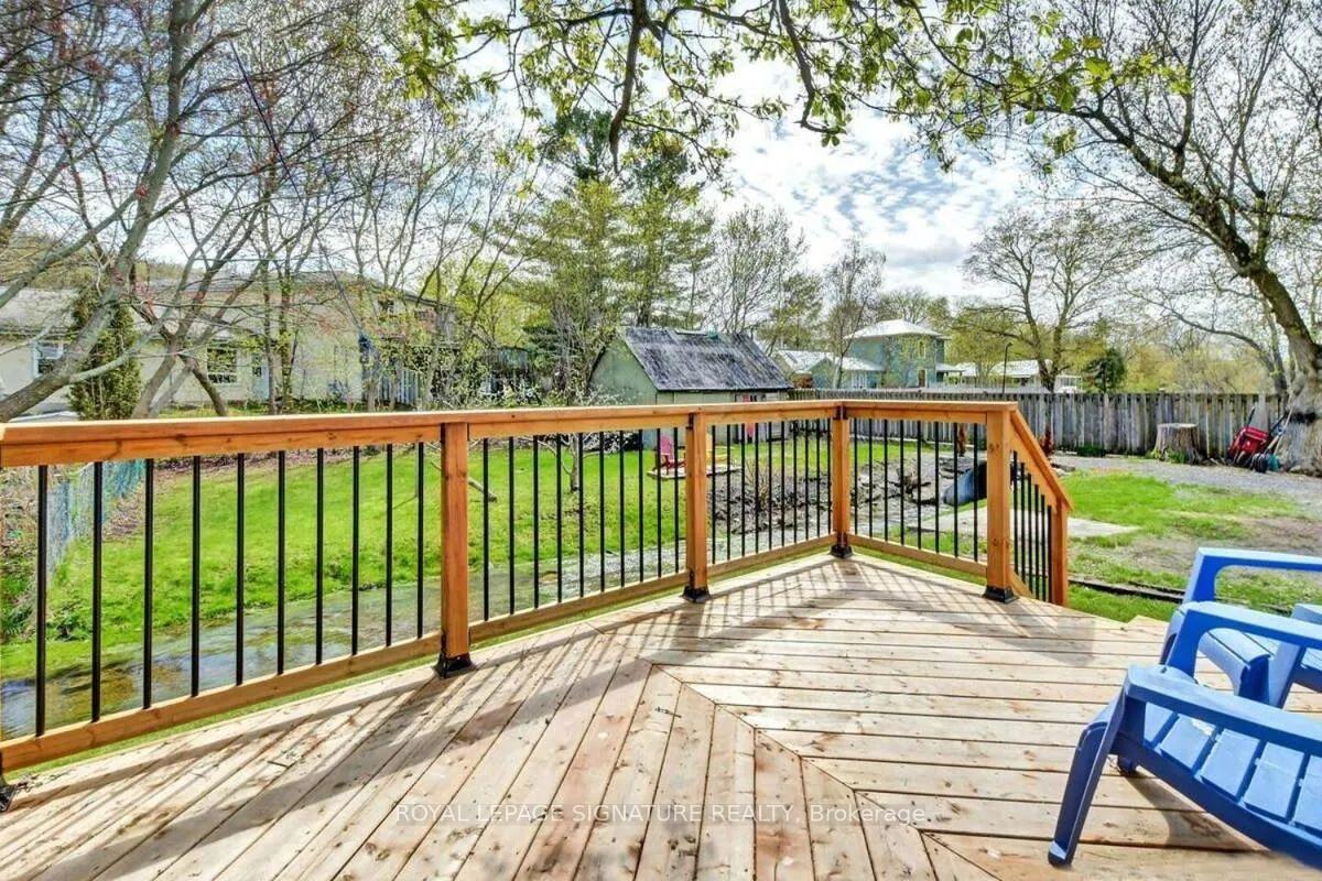 Photo 19 of 42 York Street, Prince Edward County, Picton Ward — HOMEH