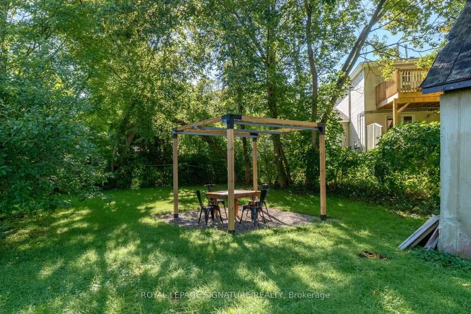 Photo 21 of 42 York Street, Prince Edward County, Picton Ward — HOMEH