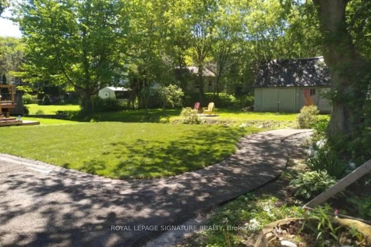 Photo 24 of 42 York Street, Prince Edward County, Picton Ward — HOMEH