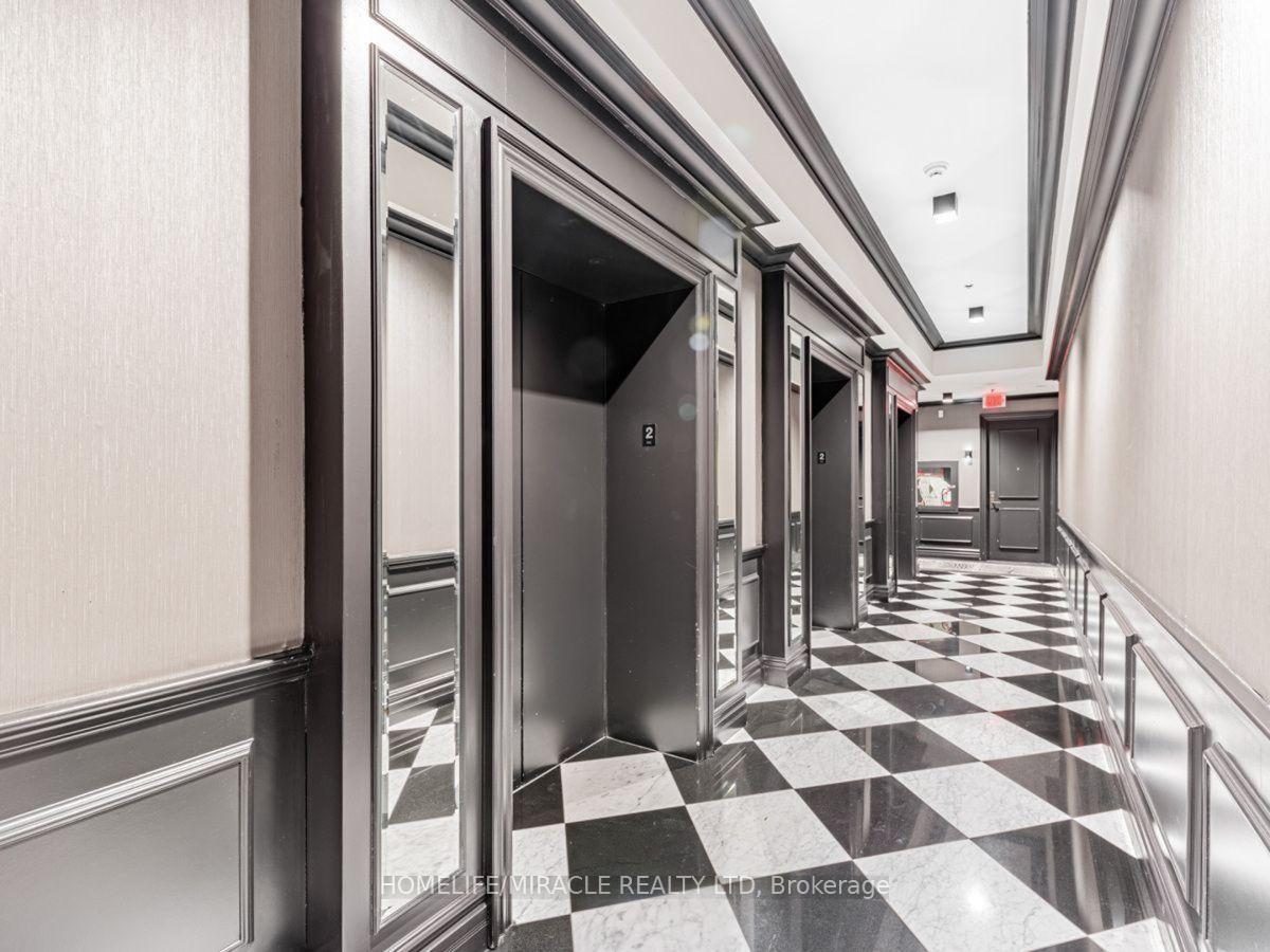 Photo 5 of Unit 202W, 1 scott Street, Toronto, Waterfront Communities — HOMEH