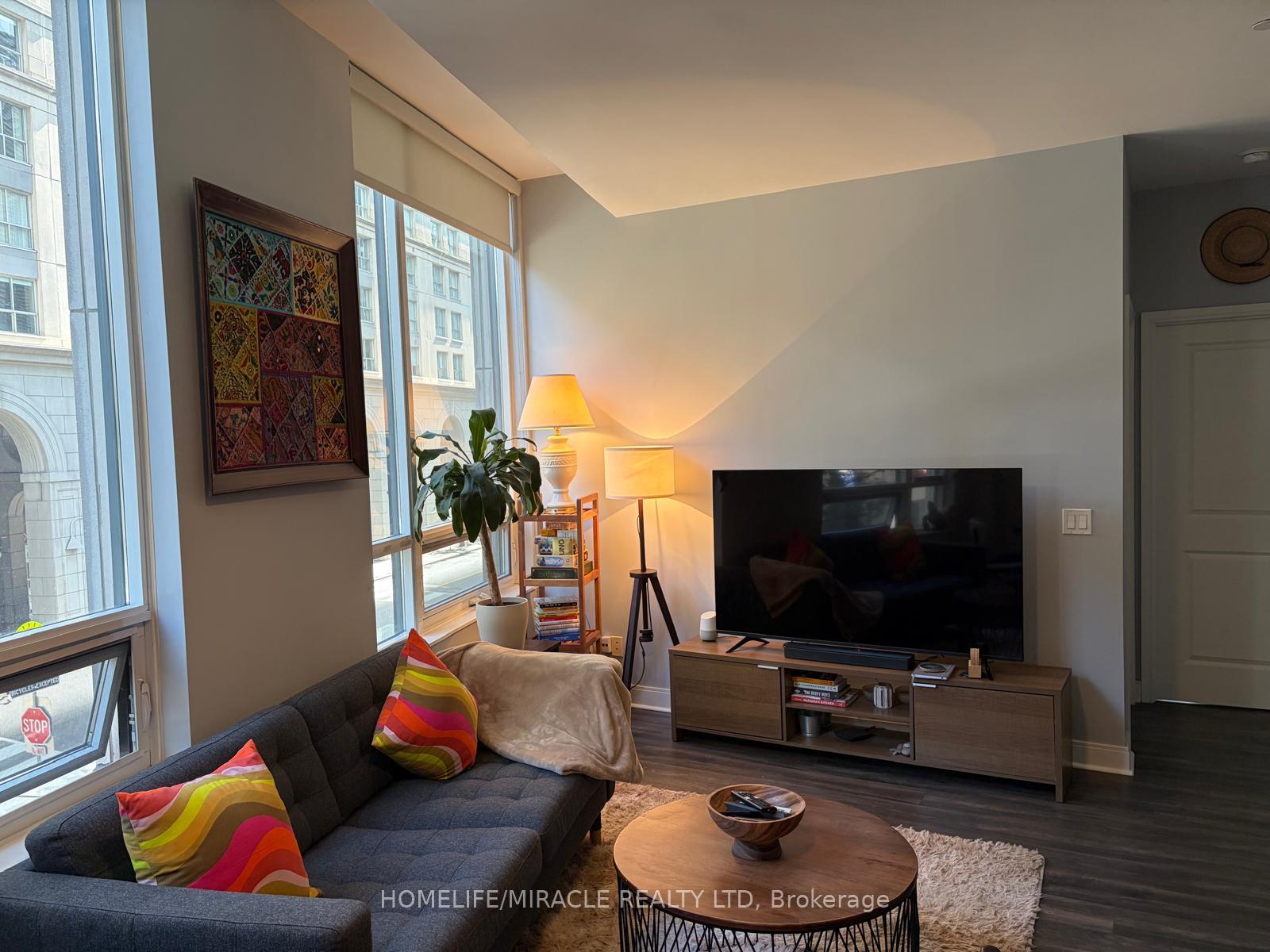 Photo 6 of Unit 202W, 1 scott Street, Toronto, Waterfront Communities — HOMEH