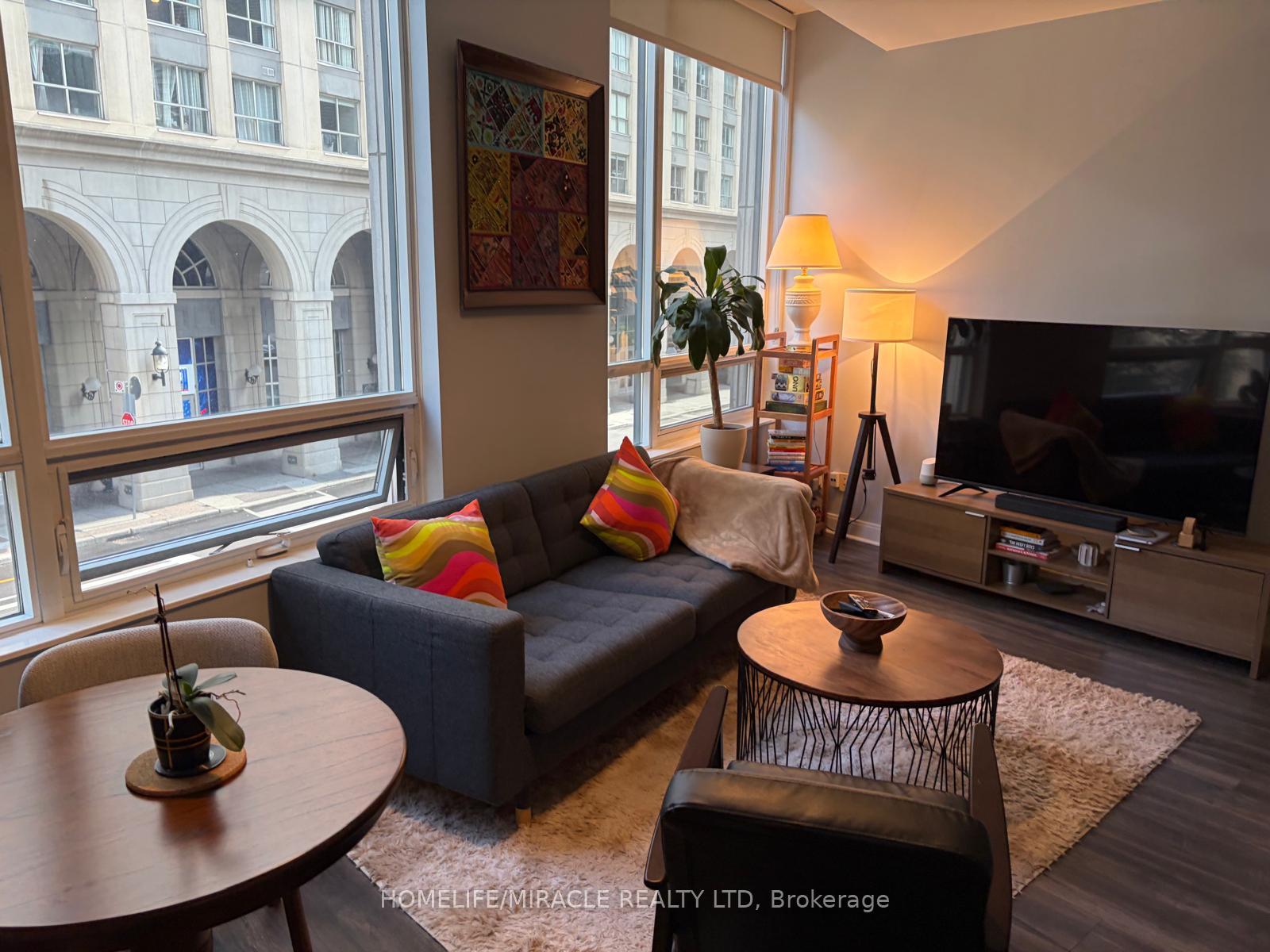 Photo 8 of Unit 202W, 1 scott Street, Toronto, Waterfront Communities — HOMEH