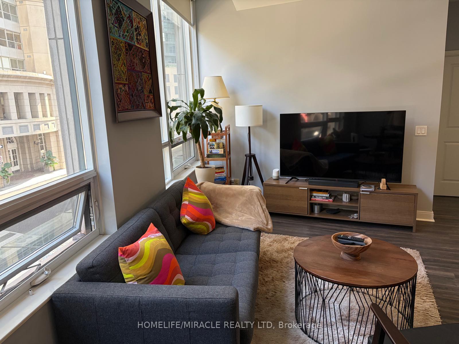 Photo 11 of Unit 202W, 1 scott Street, Toronto, Waterfront Communities — HOMEH