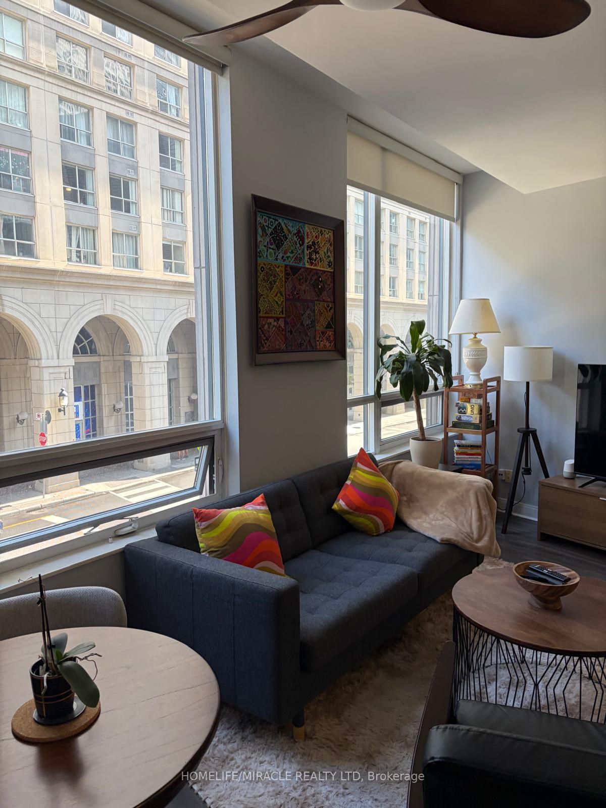 Photo 14 of Unit 202W, 1 scott Street, Toronto, Waterfront Communities — HOMEH