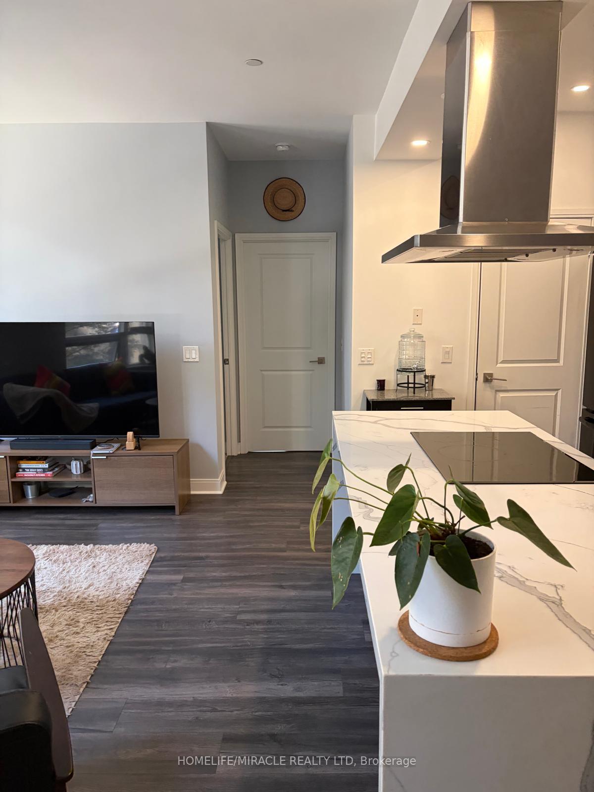 Photo 18 of Unit 202W, 1 scott Street, Toronto, Waterfront Communities — HOMEH