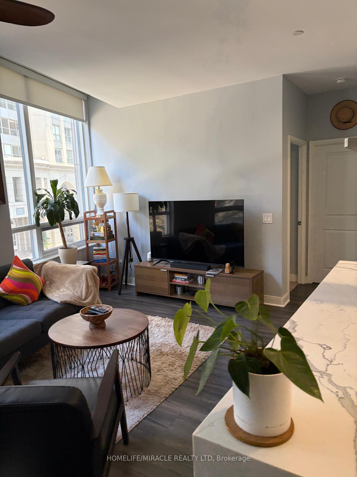 Photo 19 of Unit 202W, 1 scott Street, Toronto, Waterfront Communities — HOMEH
