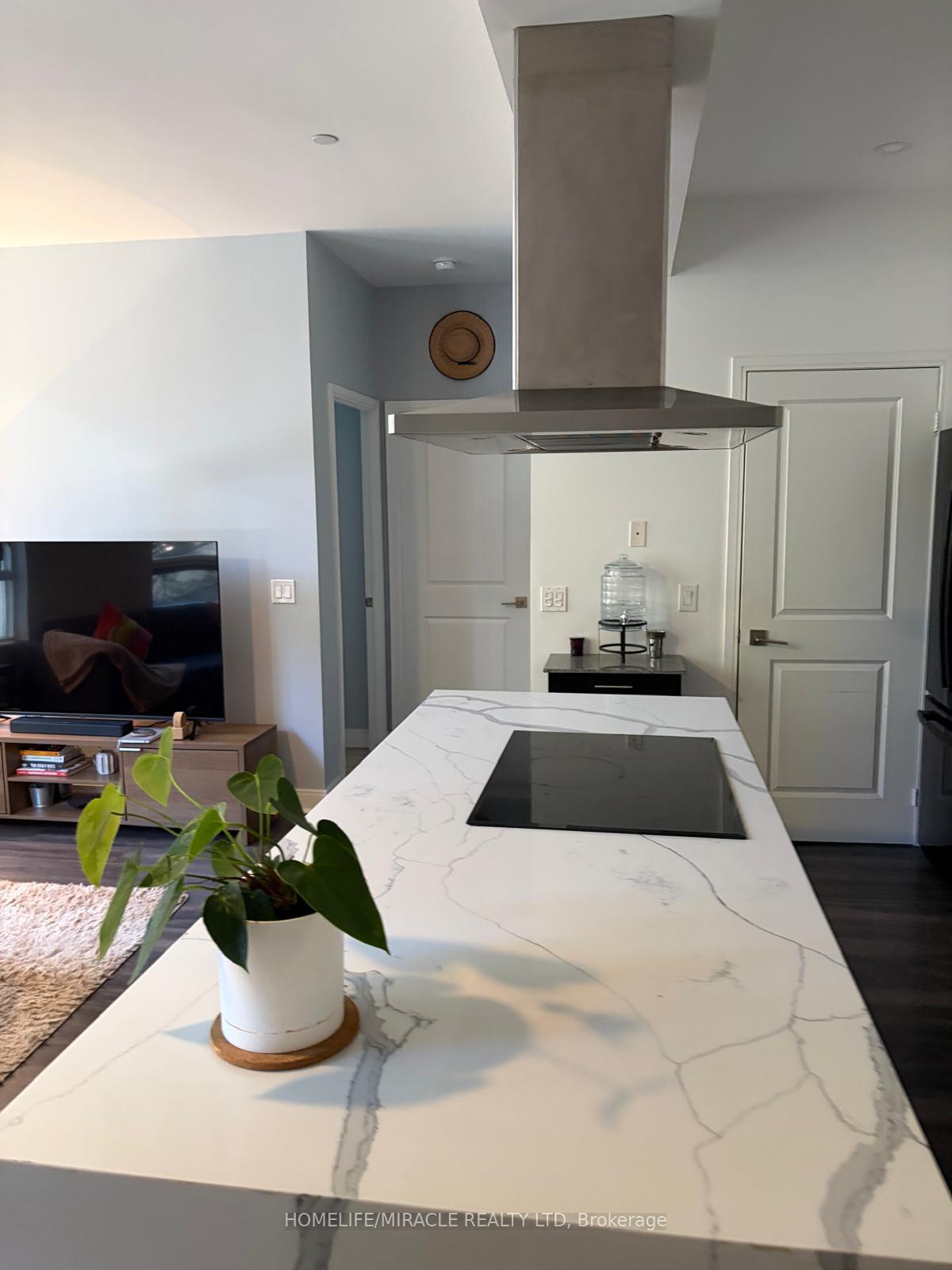 Photo 26 of Unit 202W, 1 scott Street, Toronto, Waterfront Communities — HOMEH
