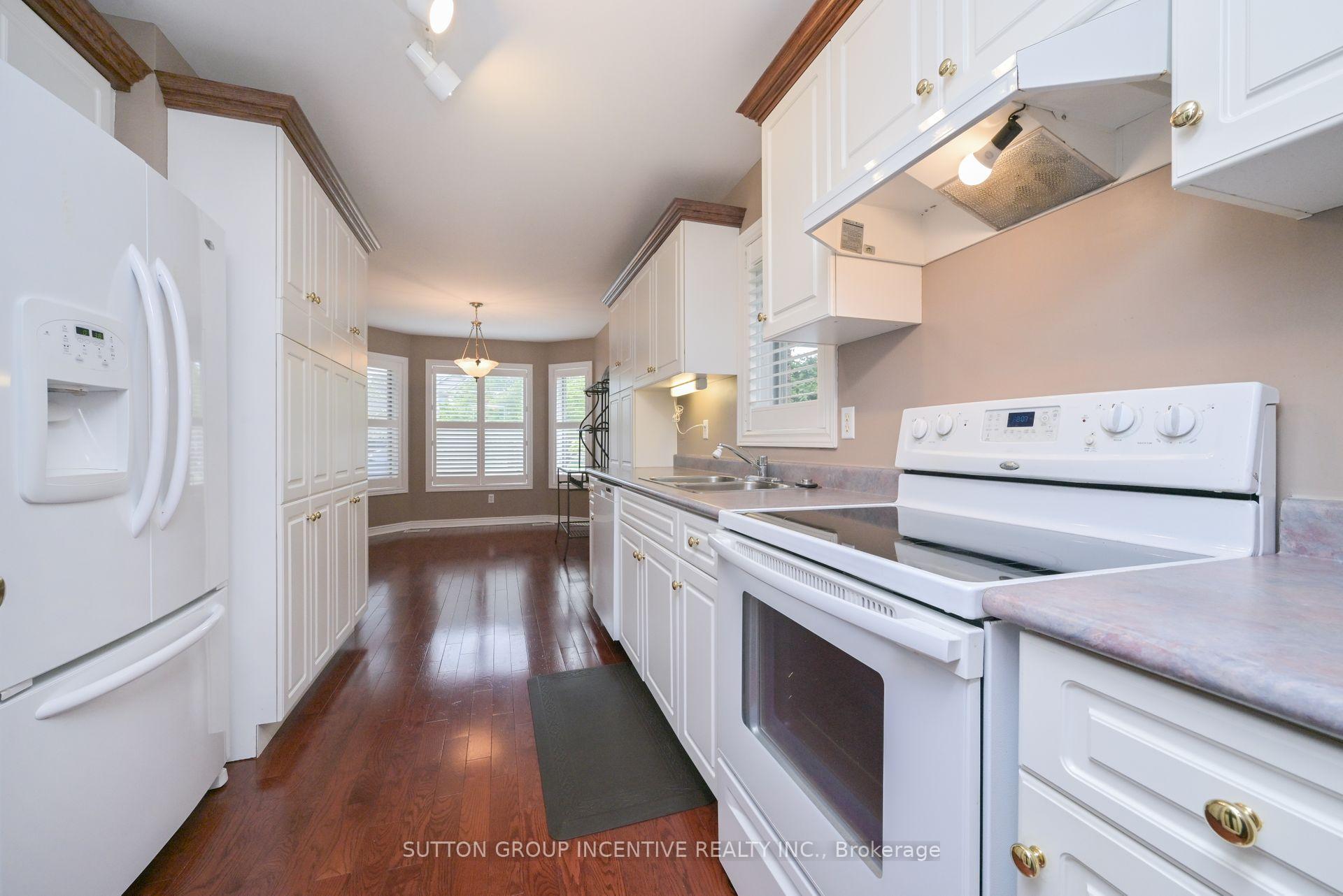Photo 8 of 4 Belair Place, New Tecumseth, Rural New Tecumseth — HOMEH