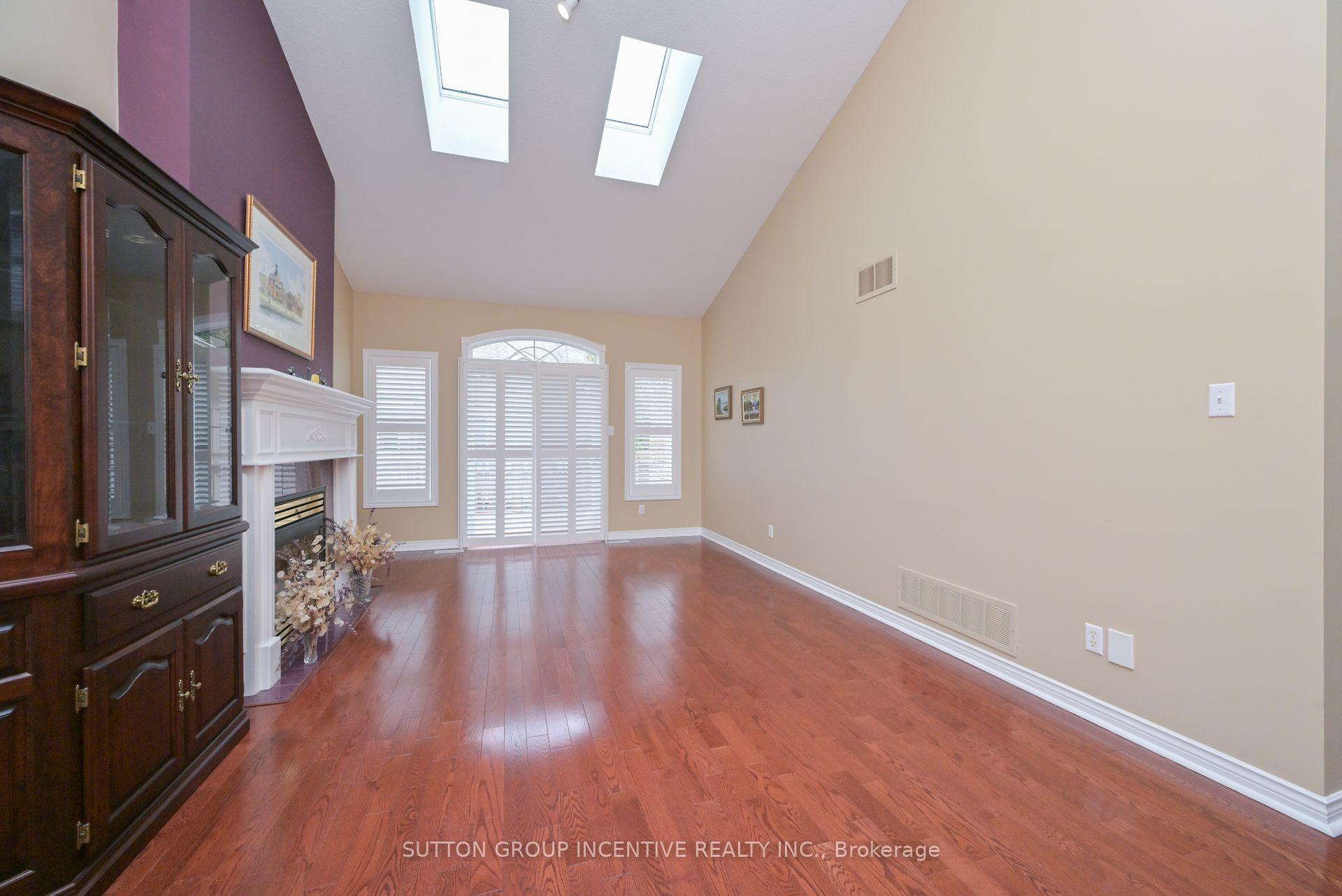 Photo 14 of 4 Belair Place, New Tecumseth, Rural New Tecumseth — HOMEH