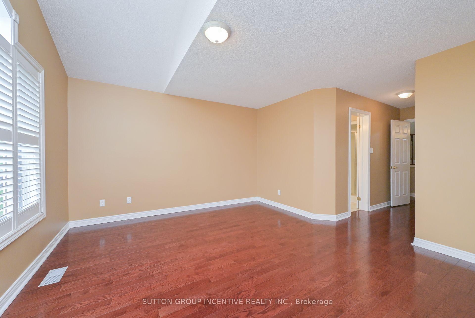 Photo 17 of 4 Belair Place, New Tecumseth, Rural New Tecumseth — HOMEH