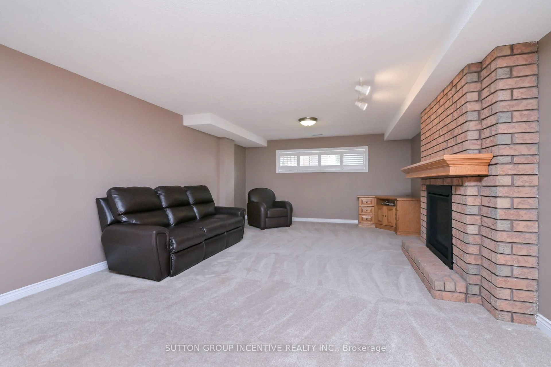 Photo 26 of 4 Belair Place, New Tecumseth, Rural New Tecumseth — HOMEH