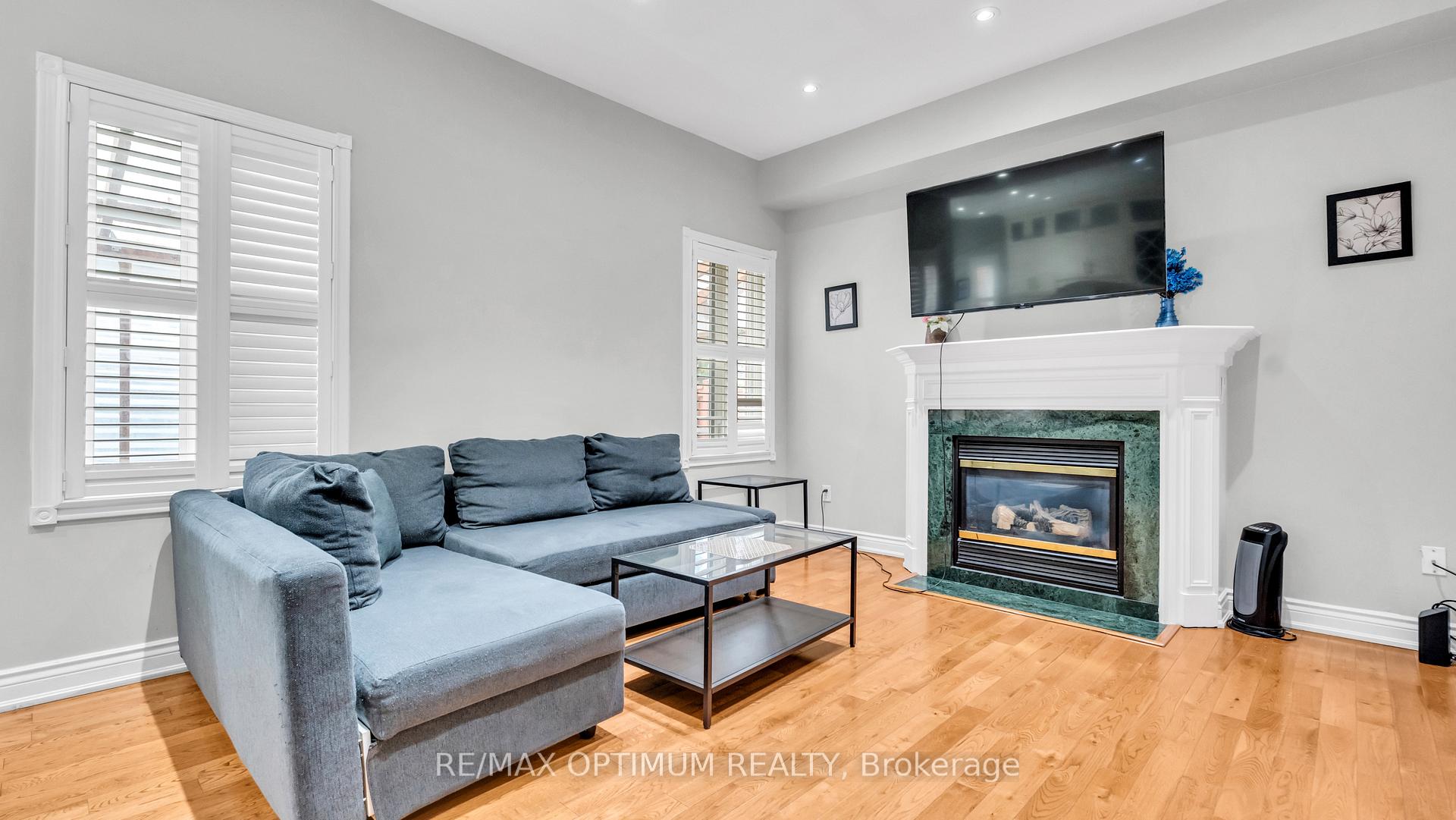 Photo 10 of 7181 Tabbyman Walk, Mississauga, Meadowvale Village — HOMEH