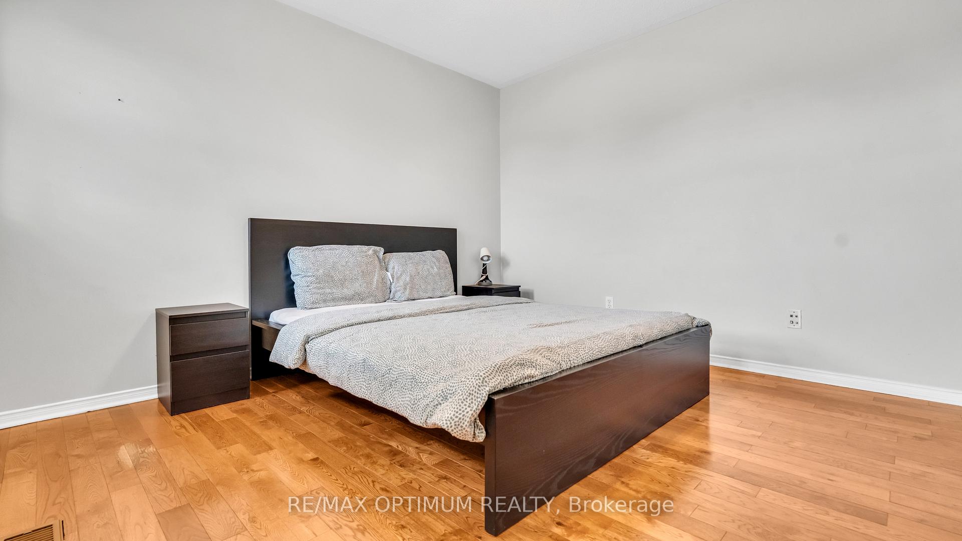 Photo 27 of 7181 Tabbyman Walk, Mississauga, Meadowvale Village — HOMEH