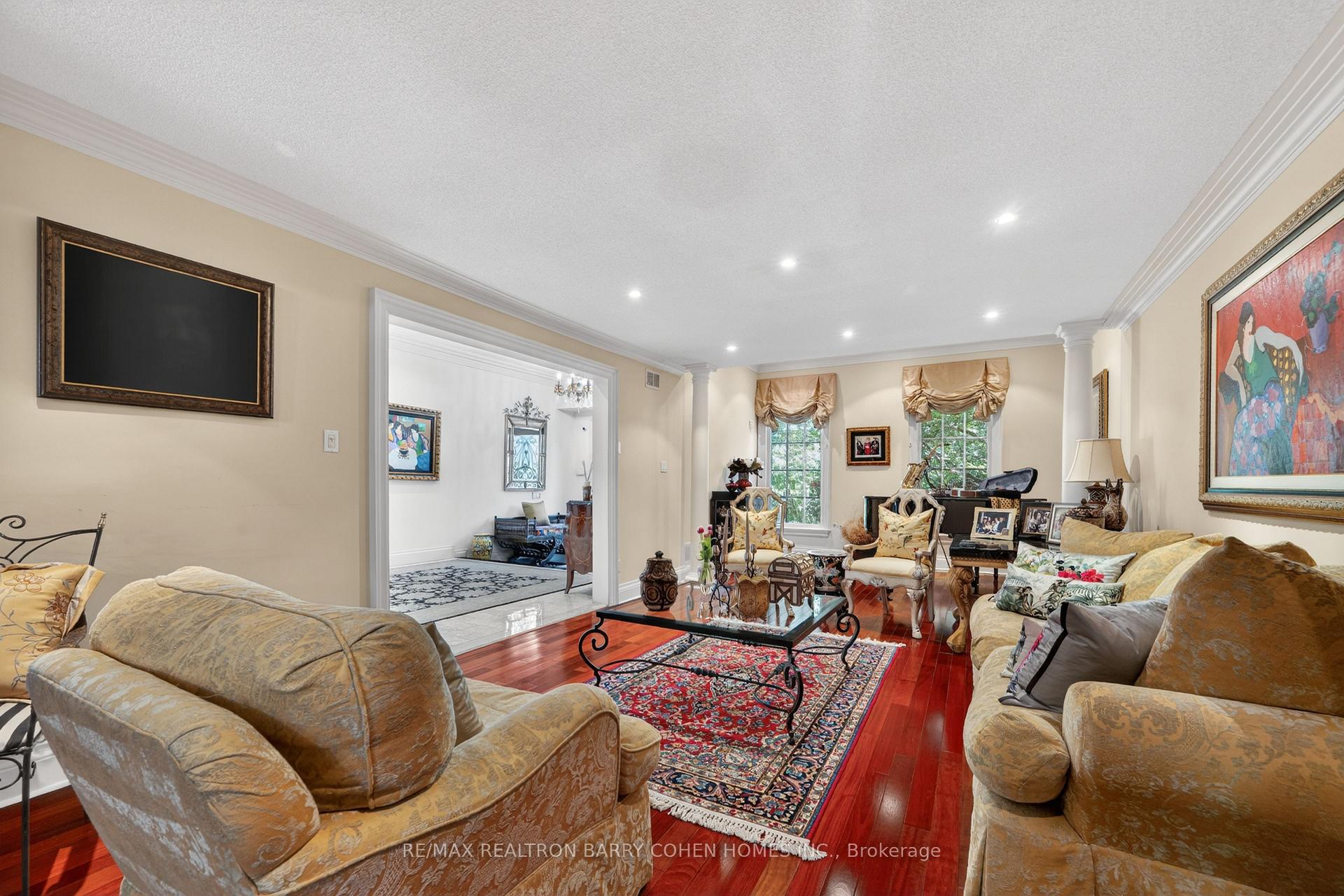 Photo 5 of 21 Fifeshire Road, North York, St. Andrew-Windfields — HOMEH