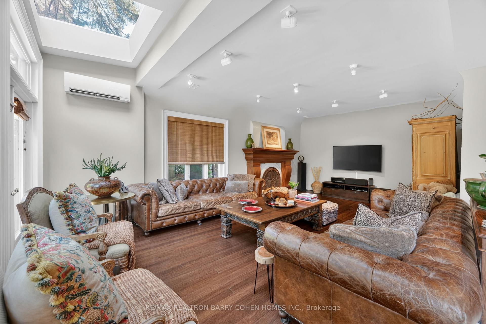 Photo 11 of 21 Fifeshire Road, North York, St. Andrew-Windfields — HOMEH