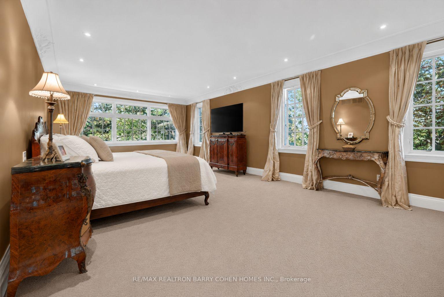 Photo 16 of 21 Fifeshire Road, North York, St. Andrew-Windfields — HOMEH