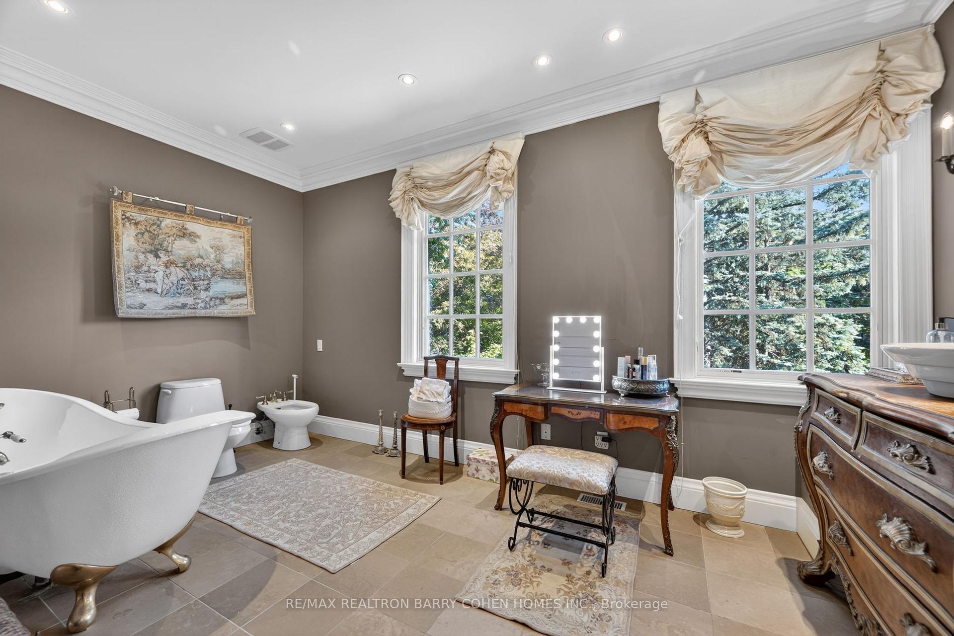 Photo 18 of 21 Fifeshire Road, North York, St. Andrew-Windfields — HOMEH