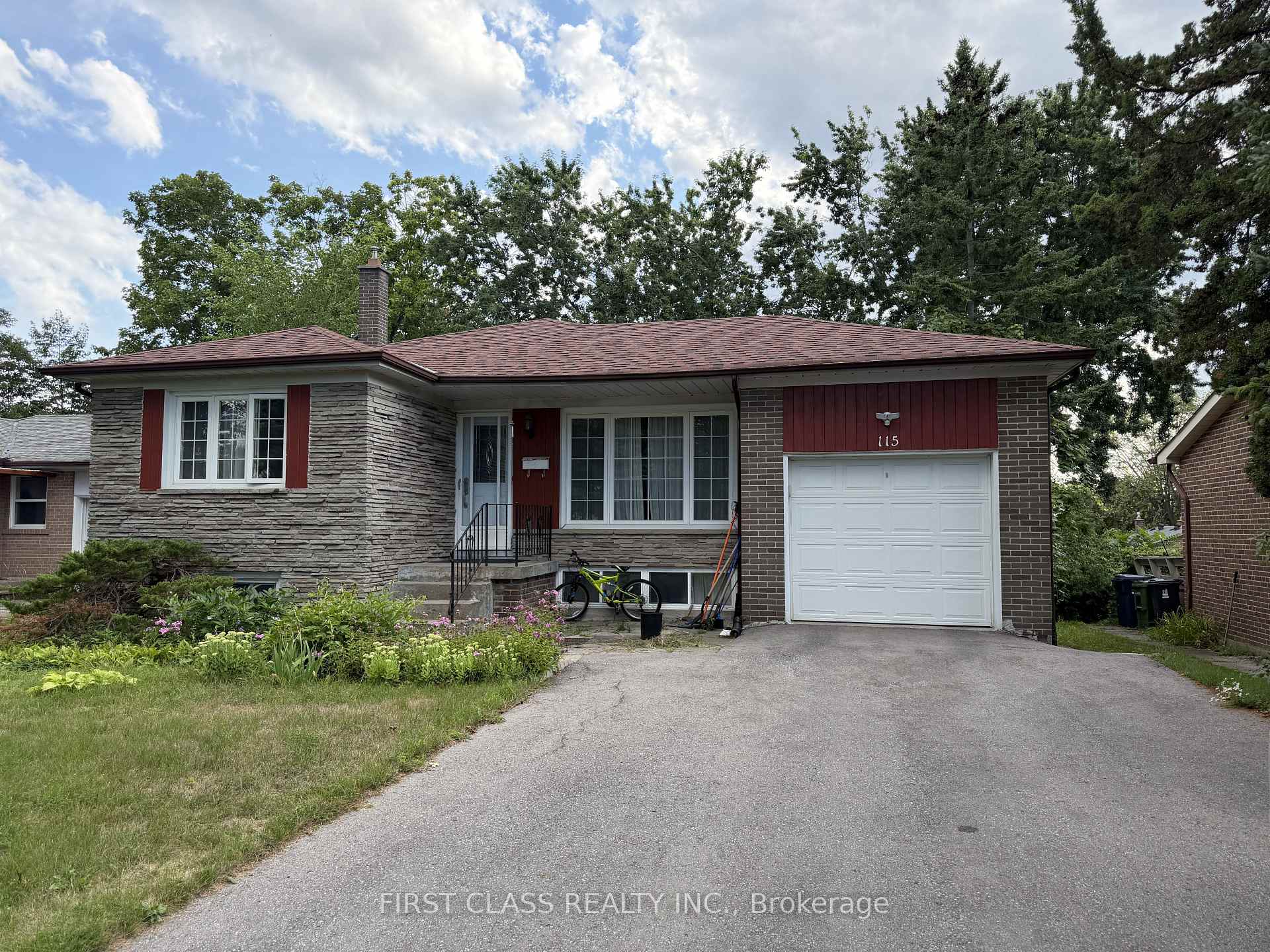 Photo of 115 Mcnicoll Avenue