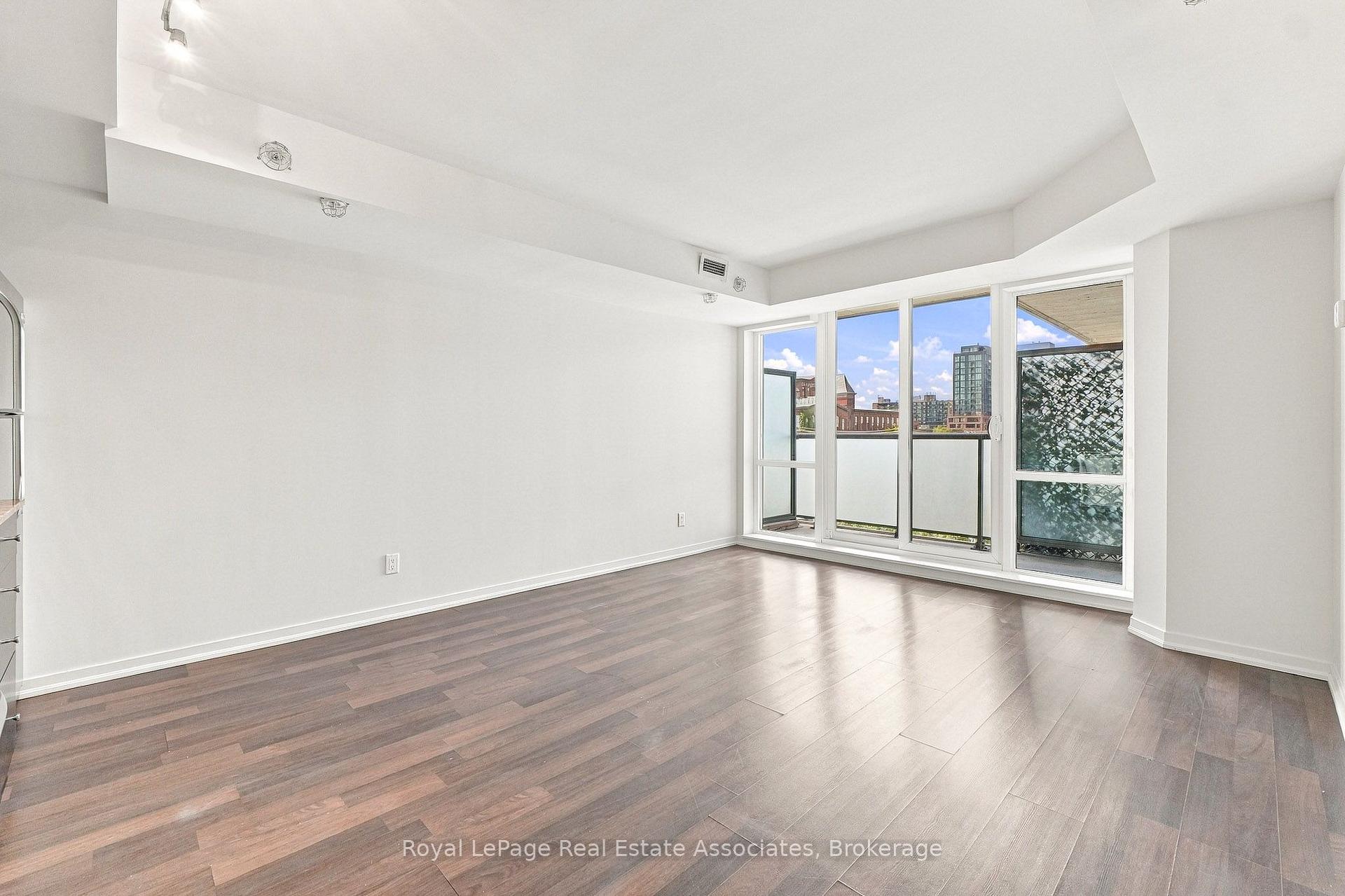 Photo 9 of Unit 416, 20 Joe Shuster Way, Toronto, South Parkdale — HOMEH
