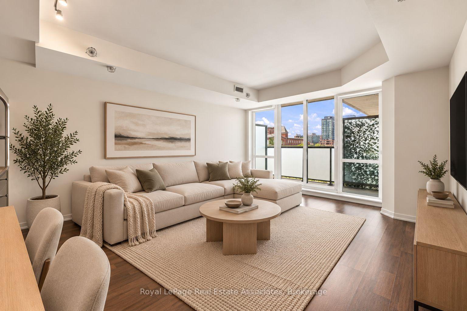 Photo 10 of Unit 416, 20 Joe Shuster Way, Toronto, South Parkdale — HOMEH