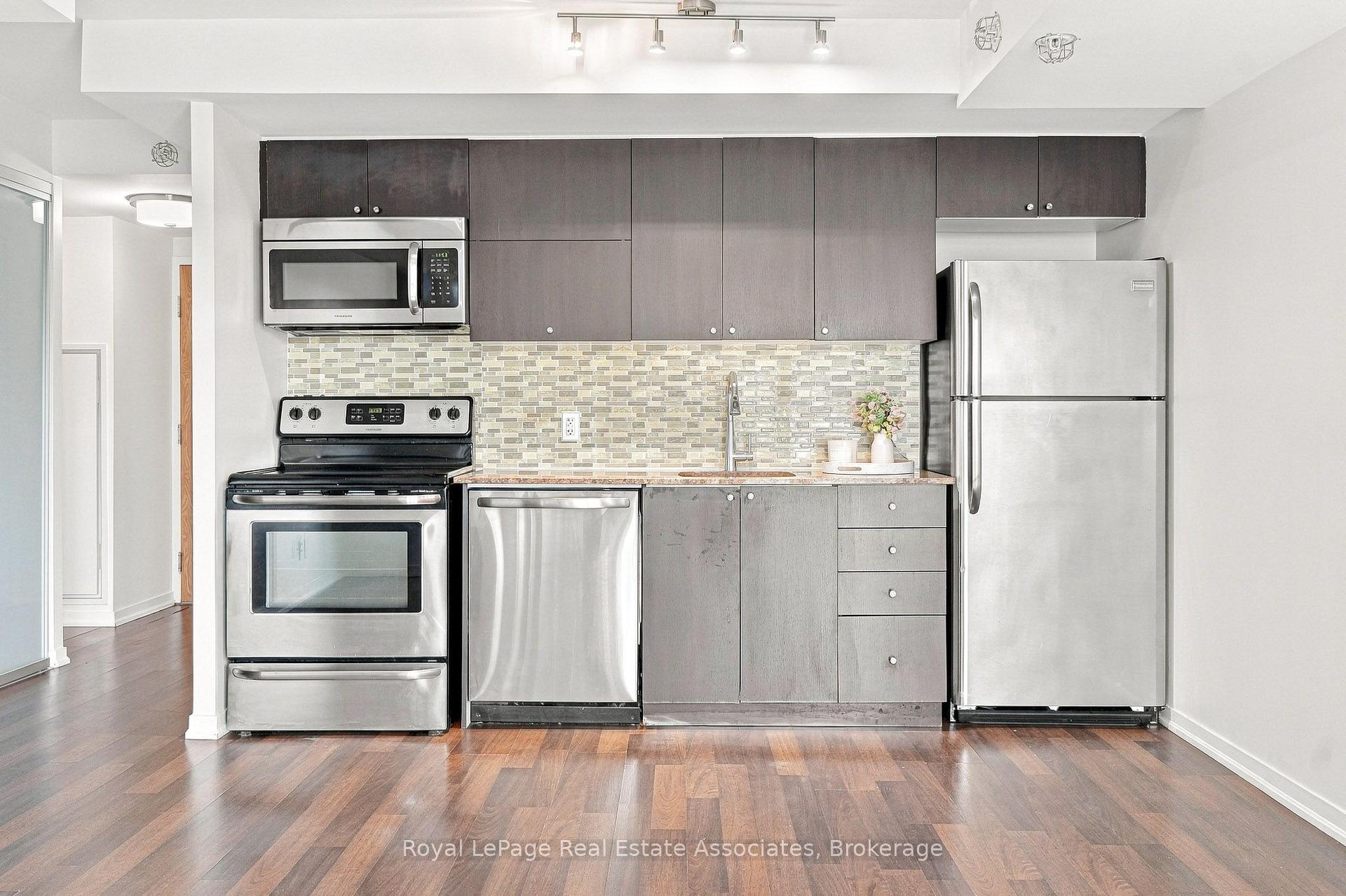 Photo 15 of Unit 416, 20 Joe Shuster Way, Toronto, South Parkdale — HOMEH