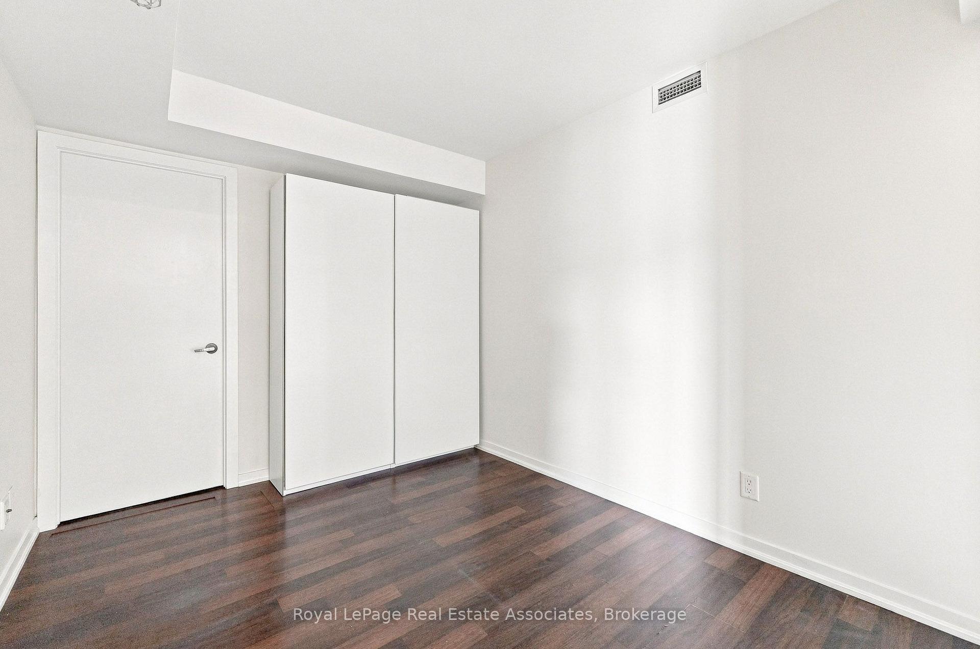 Photo 20 of Unit 416, 20 Joe Shuster Way, Toronto, South Parkdale — HOMEH