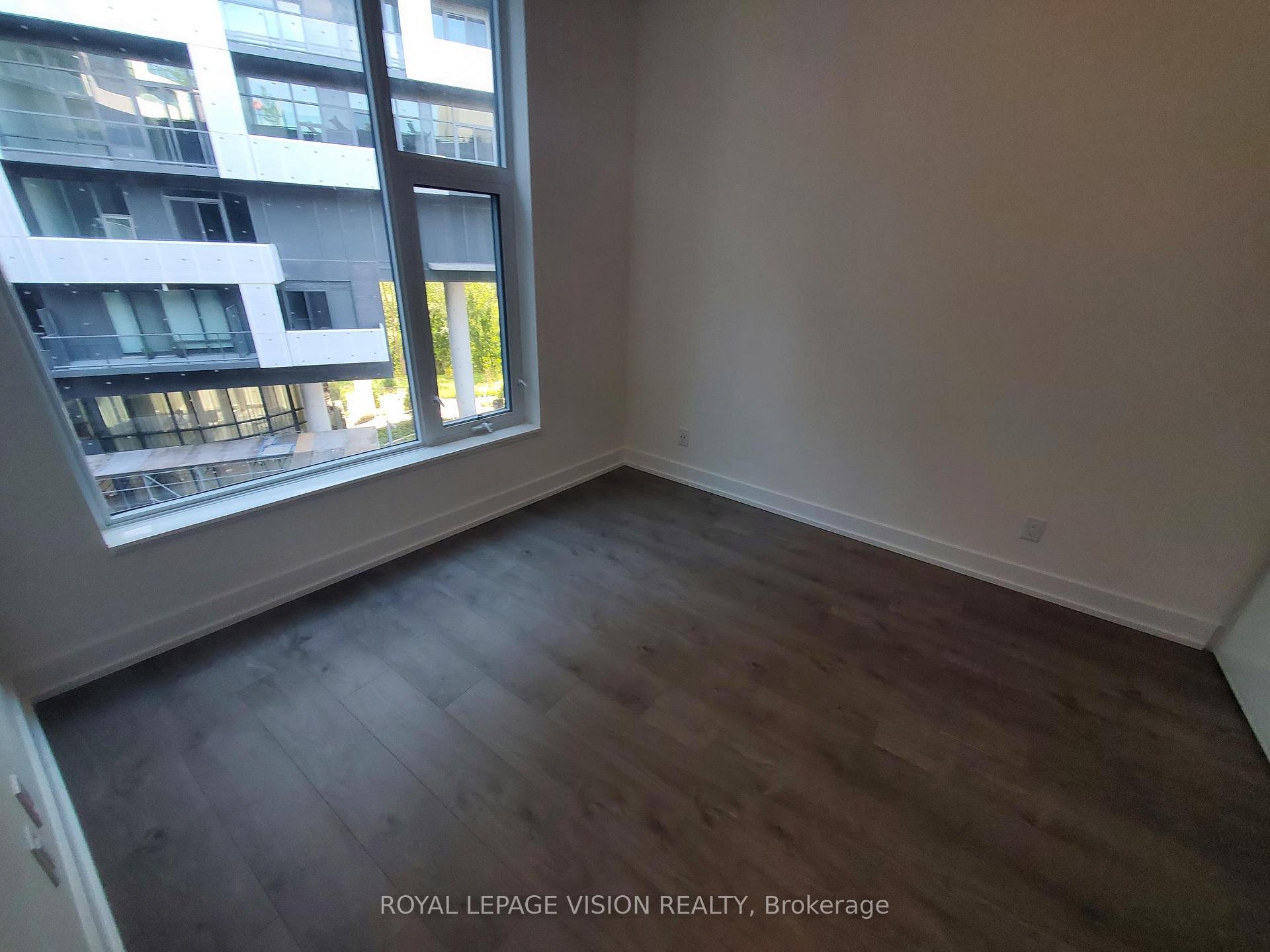 Photo 6 of Unit 555, 25 Adra Grado Way, North York, Bayview Village — HOMEH