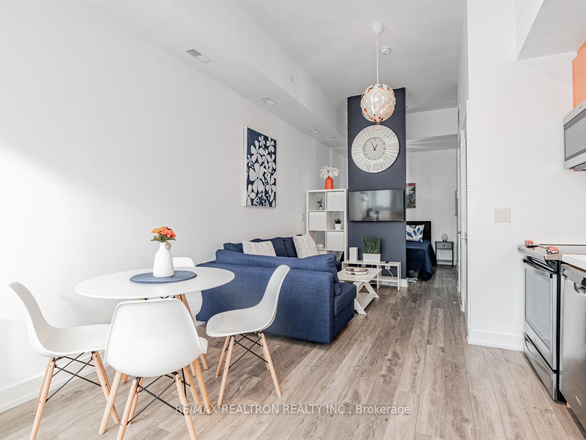 Photo 5 of Unit 122, 317 Broward Way, Innisfil, Rural Innisfil — HOMEH