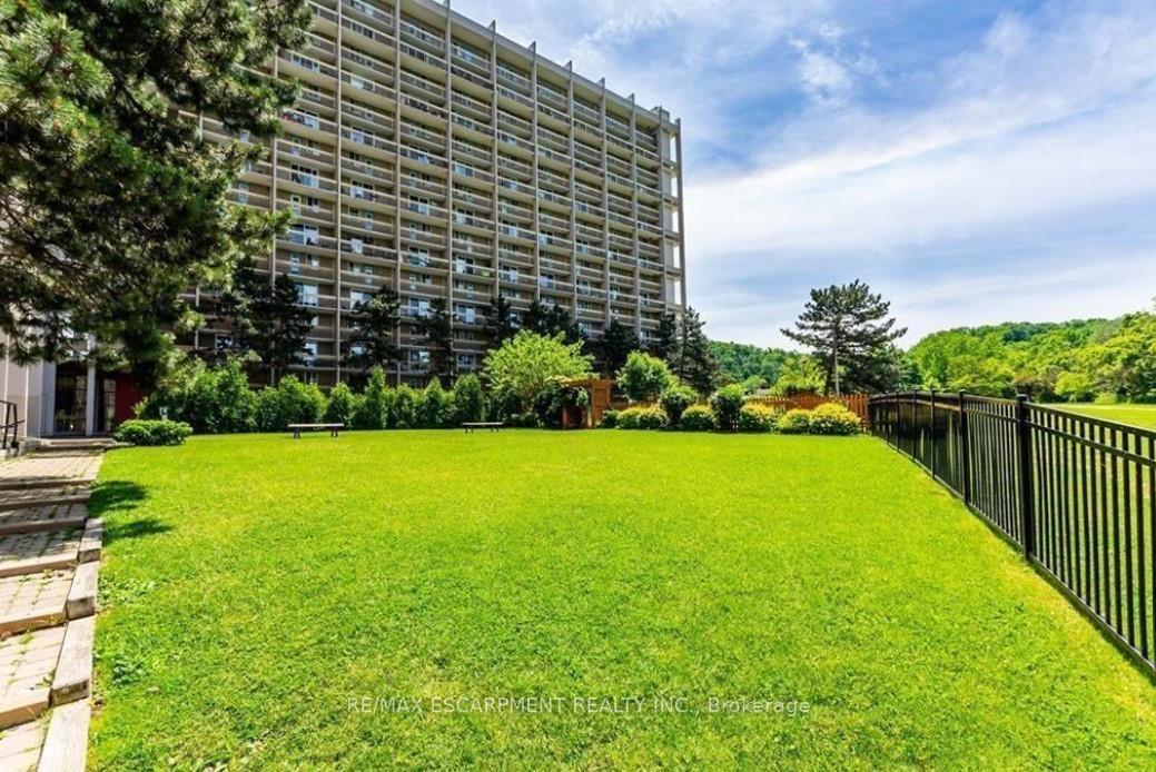 Photo 13 of Unit 236, 350 Quigley Road, Hamilton, Vincent — HOMEH