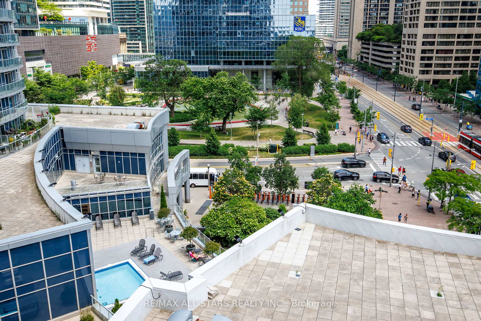 Photo 26 of Unit 804, 208 Queens Quay W, Toronto, Waterfront Communities — HOMEH