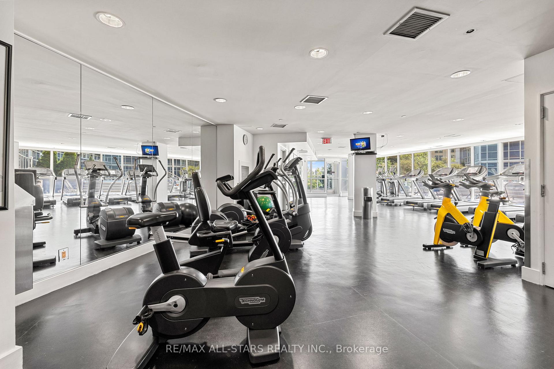 Photo 30 of Unit 804, 208 Queens Quay W, Toronto, Waterfront Communities — HOMEH