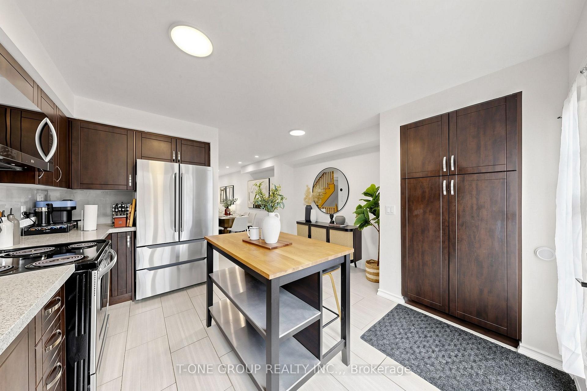 Photo 12 of 733 Cornell Rouge Boulevard, Markham, Cornell — HOMEH
