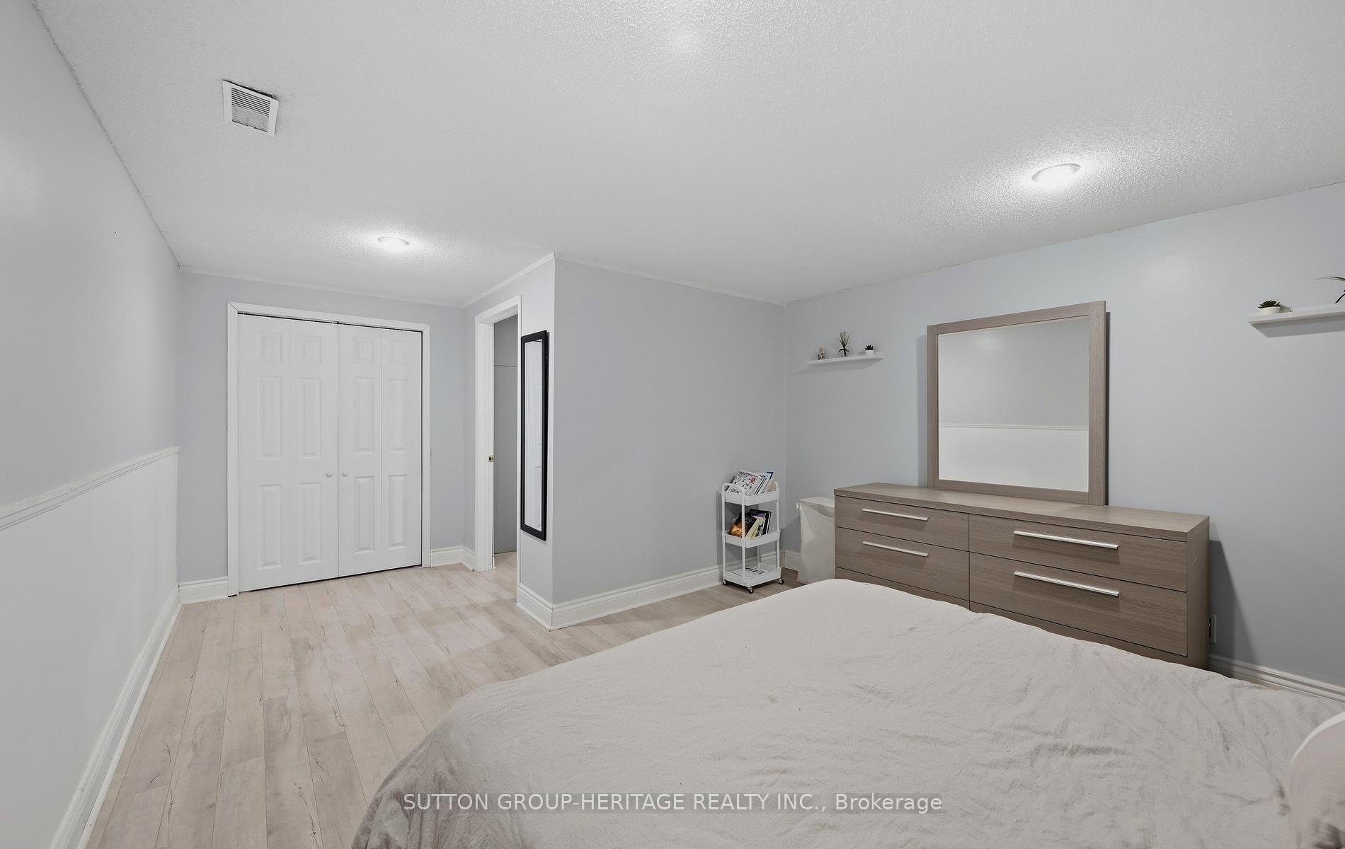 Photo 16 of 20 Strathy Road, Ajax, South East — HOMEH