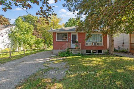 Photo 42 of 547 Albert Street, Peterborough, Town Ward 3 — HOMEH