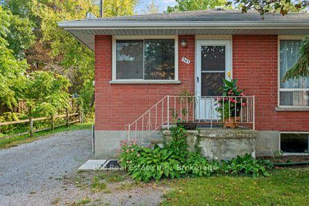Photo 43 of 547 Albert Street, Peterborough, Town Ward 3 — HOMEH