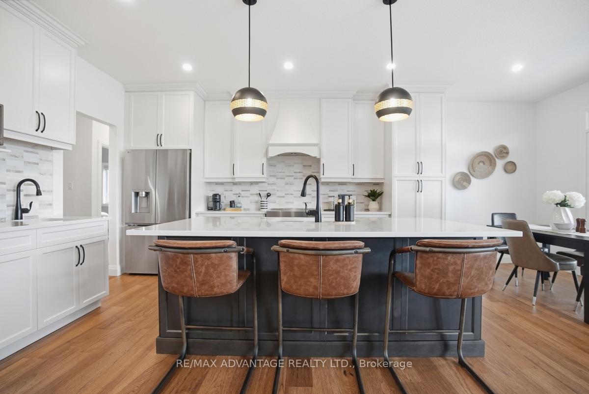 Photo 9 of 177 Martin Road, Middlesex Centre, Delaware Town — HOMEH