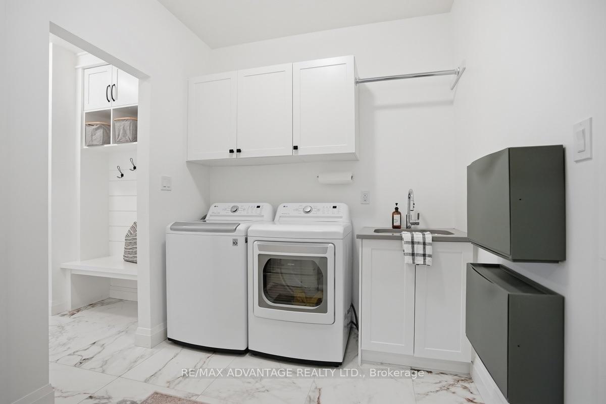 Photo 18 of 177 Martin Road, Middlesex Centre, Delaware Town — HOMEH