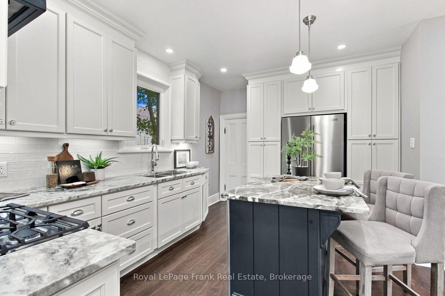 Photo 11 of 26 York Street, Brock, Cannington — HOMEH