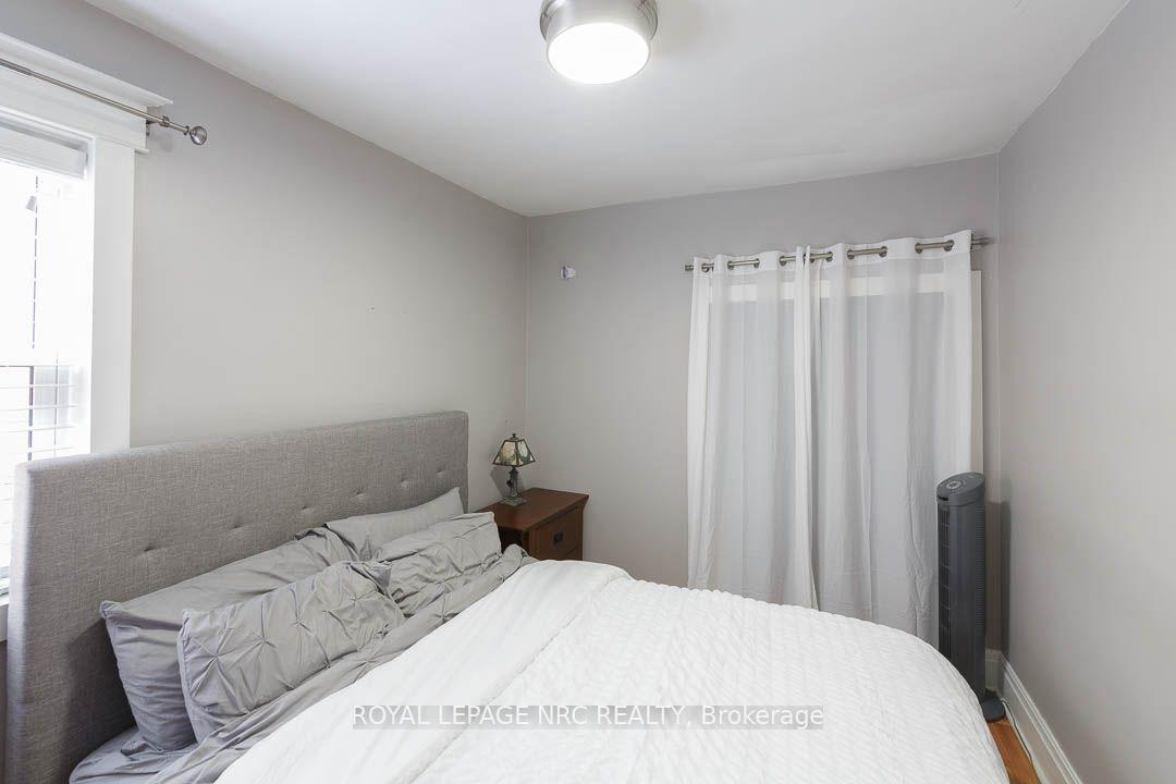 Photo 12 of 241 Vine Street, St. Catharines, Fairview — HOMEH