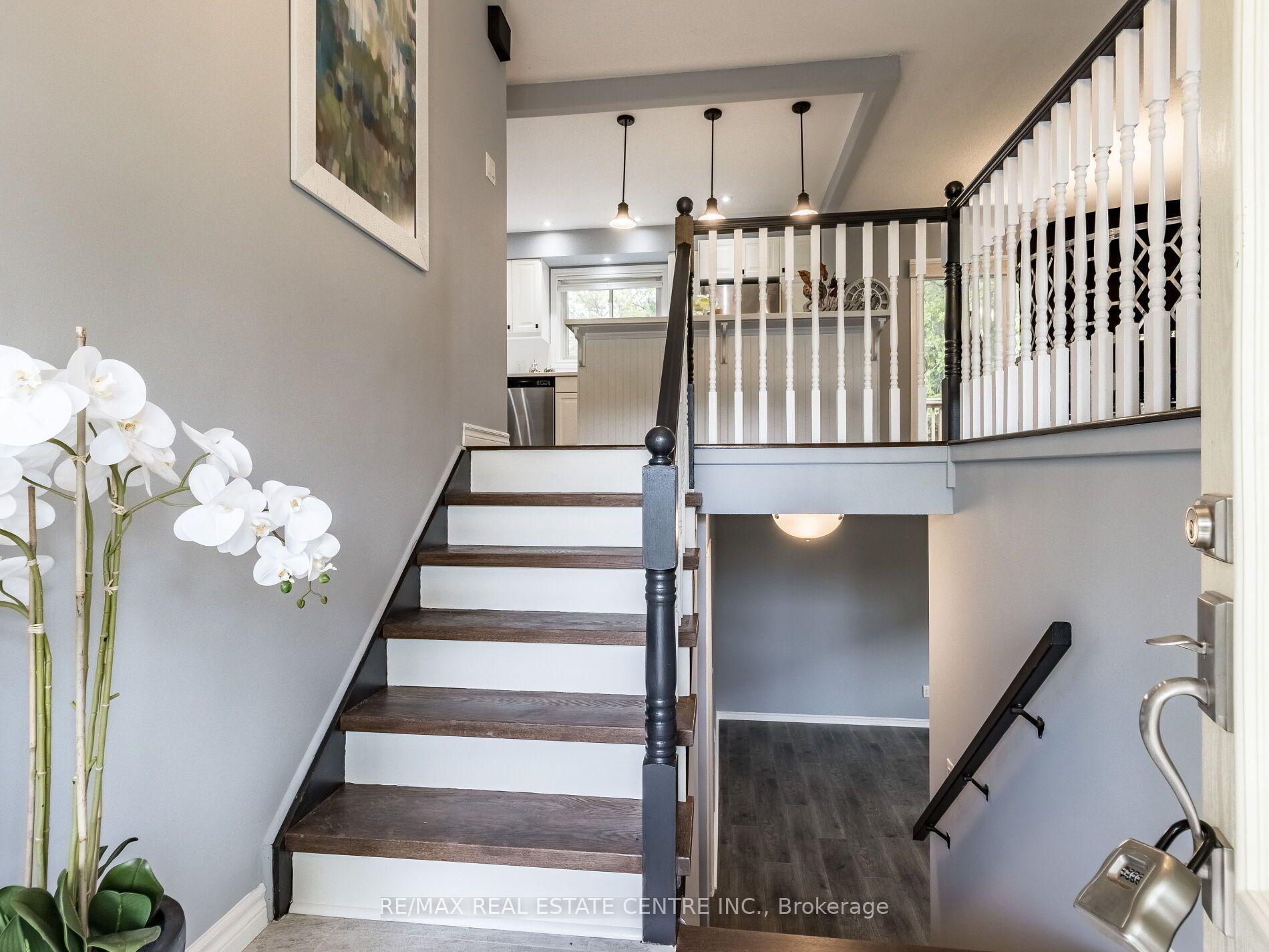 Photo 6 of 28 Teskey Court, Collingwood — HOMEH