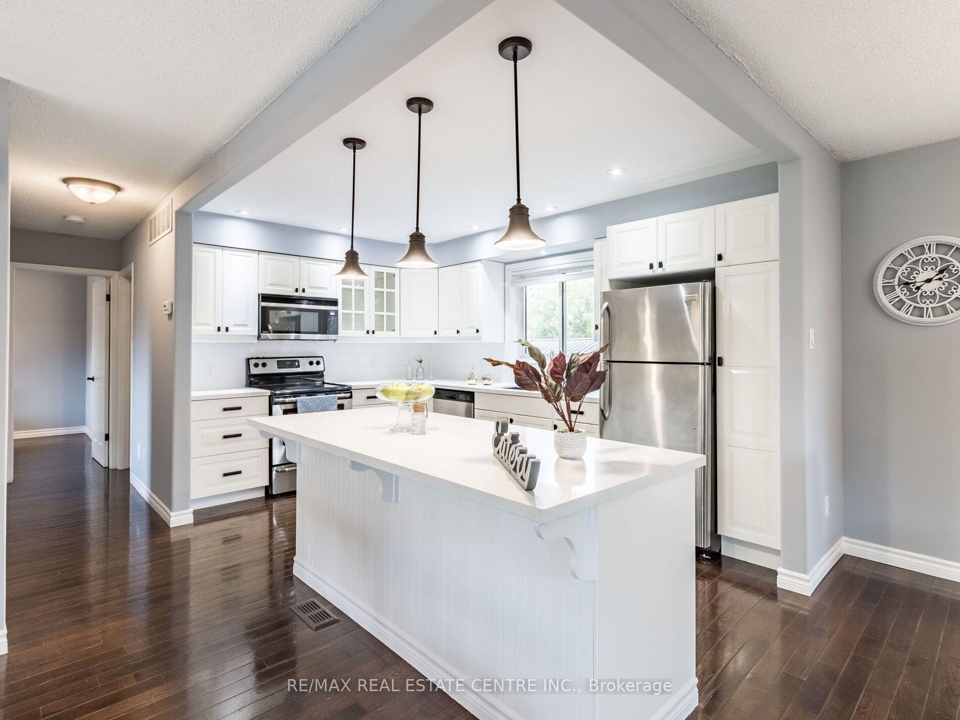 Photo 14 of 28 Teskey Court, Collingwood — HOMEH