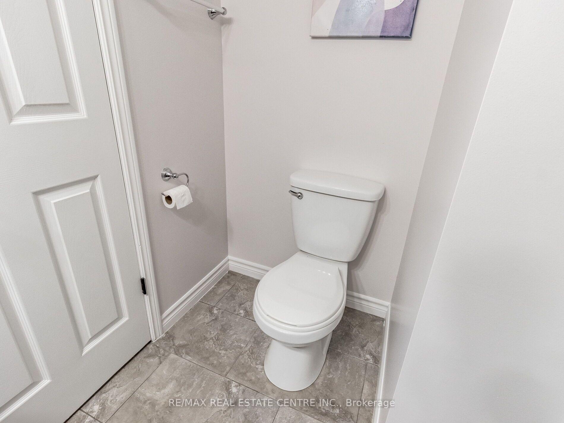 Photo 23 of 28 Teskey Court, Collingwood — HOMEH