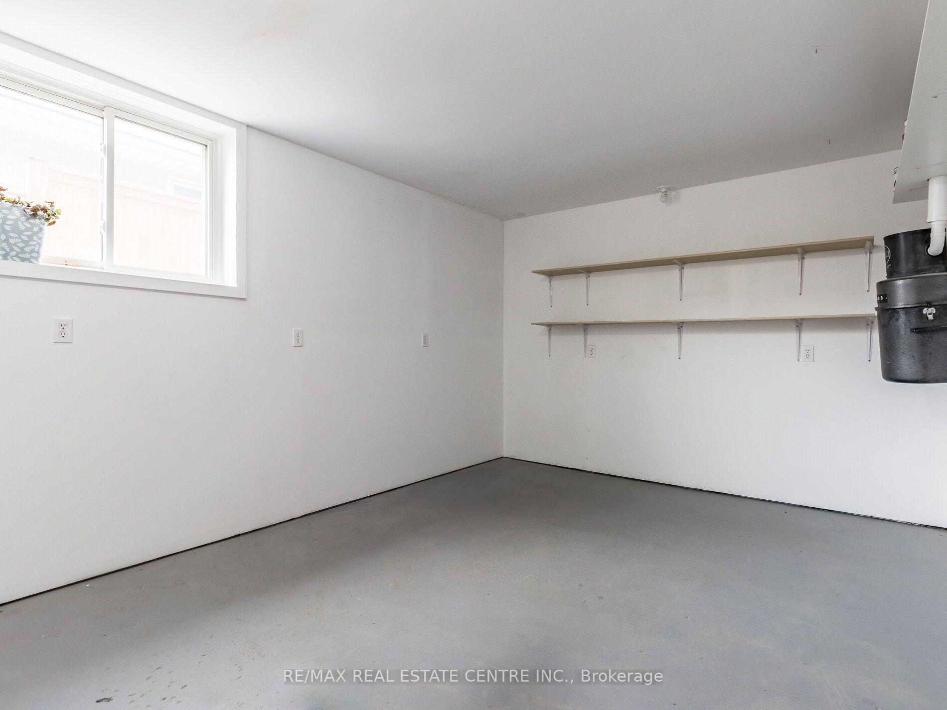 Photo 33 of 28 Teskey Court, Collingwood — HOMEH